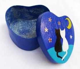 ON SALE Cat Box, Heart Shaped, PERSONALIZED, Handpainted, Love Cats