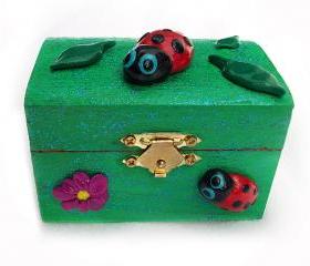 ON SALE Ladybug Box, Polymer Clay Ladybug, handpainted, handmade, ooak