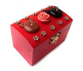 ON SALE Love Cats Box, Polymer Clay, Wooden, handpainted, handmade, ooak, red, rose