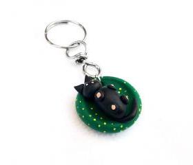 Polymer Clay Cat Key Chain, Baby Cat Miniature, Clay Cat Sculpture, Cat Figurine, Puppy Kennel